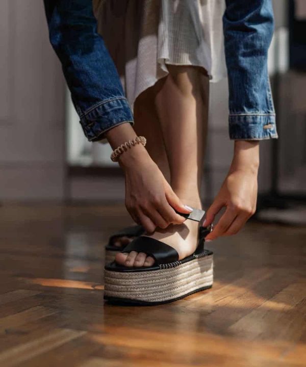 Slider Sandals With Braided Platform